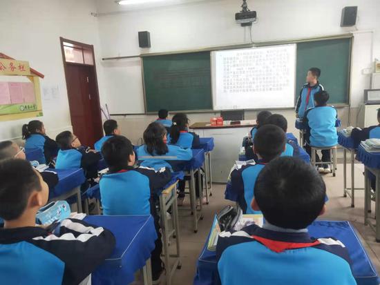 教學領域需戒除電子產品依賴，鏟除校園新“四害”育人歪風——兼論成人非學歷教育培訓規范化路徑